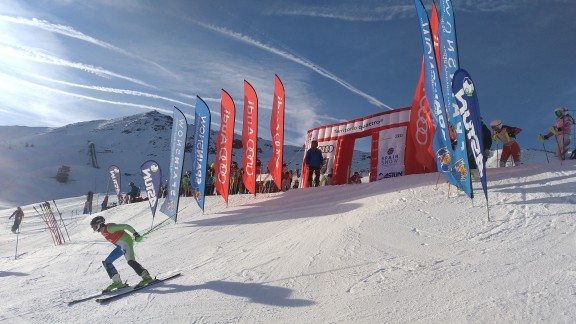 140 esquiadores compiten en Astún en la Copa de España Audi de esquí alpino
