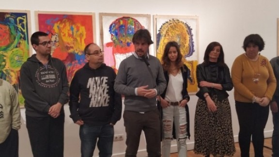 Exposición ‘Pinceladas libres, somos arte’ en el museo IAACC Pablo Serrano de Zaragoza