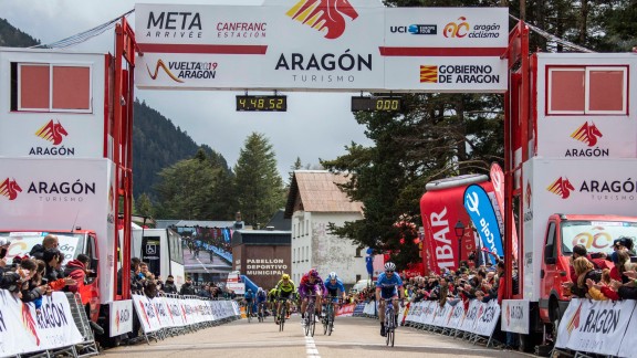 El viento puede ser decisivo en el cierra de la Vuelta Aragón