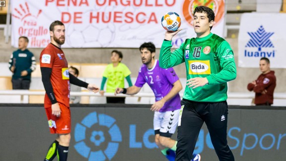 Jorge Broto asciende al primer equipo de Bada Huesca