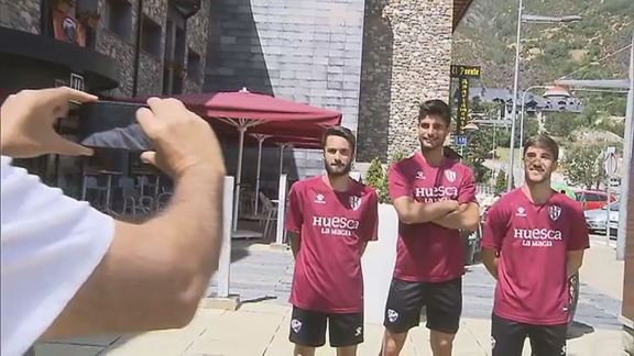 Los jugadores del Ejea hacen balance de su pretemporada con la SD Huesca