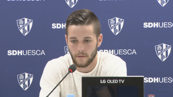 Miguelón: “Estoy muy contento de estar en Huesca, quiero que ascienda otra vez”
