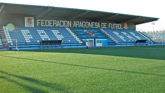 La Federación Aragonesa de Fútbol cierra las instalaciones a “todos los equipos” del Zaragoza CFF