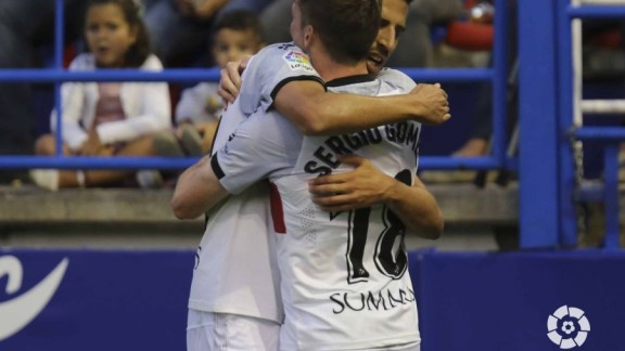 El Huesca recupera la senda de la victoria (0-1)