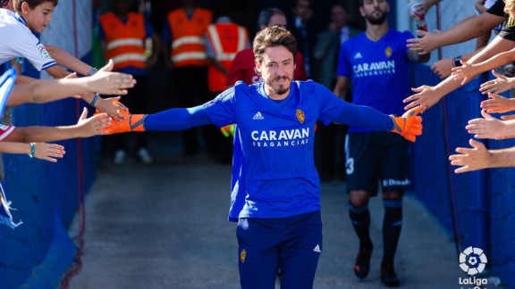 Cristian Álvarez amplía su vinculación con el Real Zaragoza una temporada más