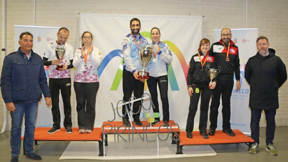 Meritorio bronce del Curling Club Hielo Jaca  en el Campeonato de España de Dobles Mixtos