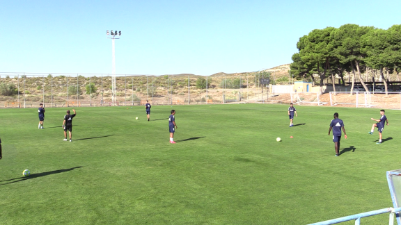 Primeras sesiones del Deportivo Aragón en la Ciudad Deportiva