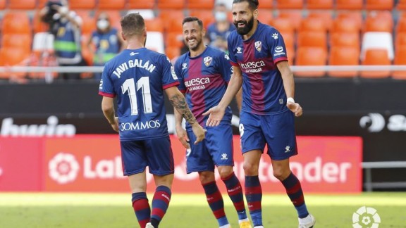 La SD Huesca se trae de Mestalla un punto que sabe a poco (1-1)