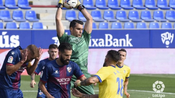 La SD Huesca se atasca en El Alcoraz (0-2)