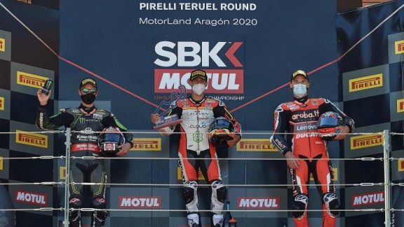 Rinaldi, protagonista de la primera jornada del Campeonato del Mundo de Superbikes en MotorLand Aragón