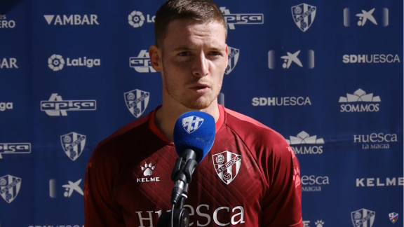 Sergio Gómez: “El Huesca apostó por mí el año pasado y se lo quería devolver de alguna manera”