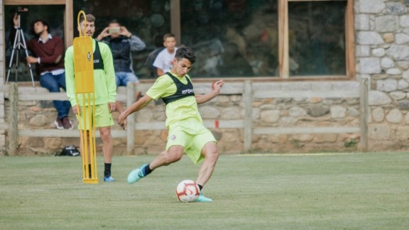 Jonathan Toro se desvincula de la SD Huesca
