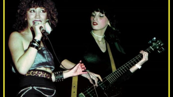 ‘Ellas son eléctricas’ habla de las pioneras del rock duro español