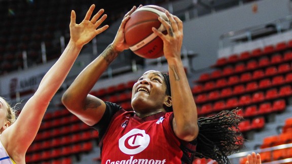 El Casademont Femenino quiere levantarse ante Valencia Basket