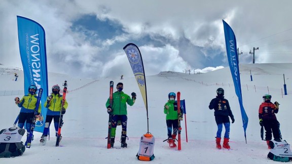 Éxito para los deportistas aragoneses en la Copa Aragón de esquí