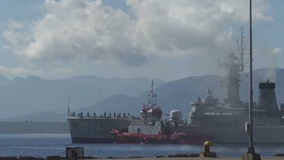Localizado el submarino desaparecido hace tres días en Indonesia