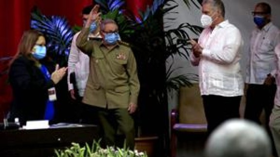 Raúl Castro deja la Secretaría General del Partido Comunista de Cuba