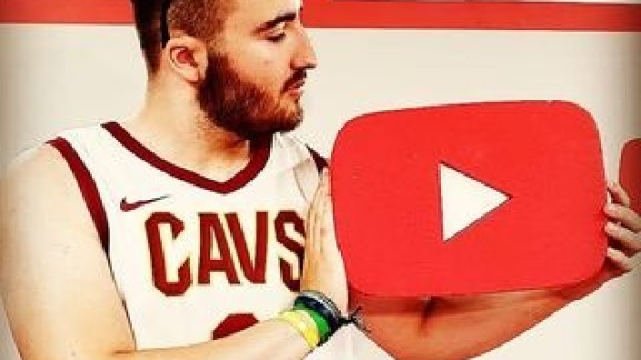 León Picarón: de soñar con ser 'El Rubius' a vivir como youtuber