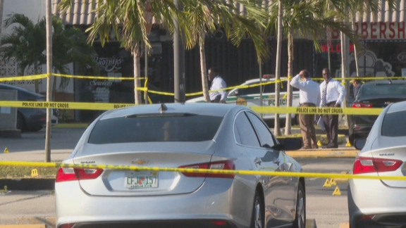 Dos muertos y 20 heridos en un tiroteo tras un concierto en Miami