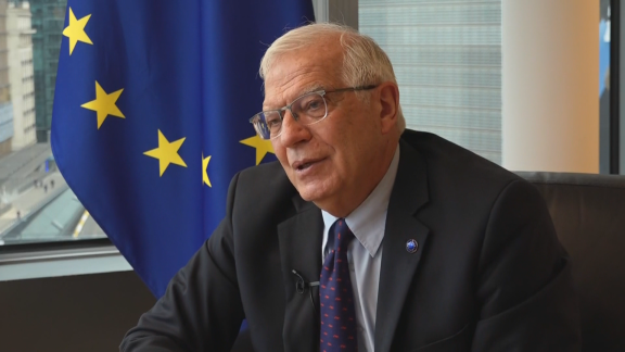 Borrell aboga por acuerdos internacionales para una inmigración ordenada