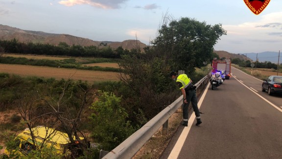Fallece el acompañante de una motorista al caer de un puente entre Ateca y Terrer