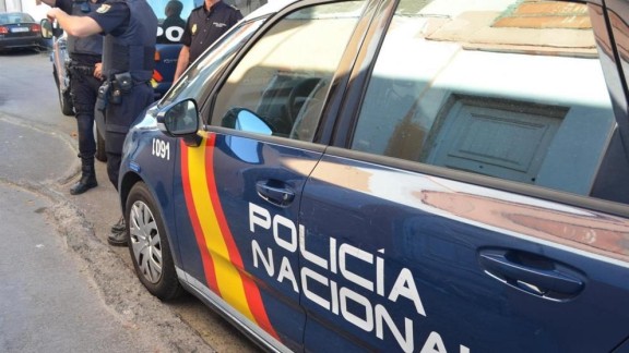 Detenido tras hurtar a una mujer 700 euros que acababa de sacar del banco