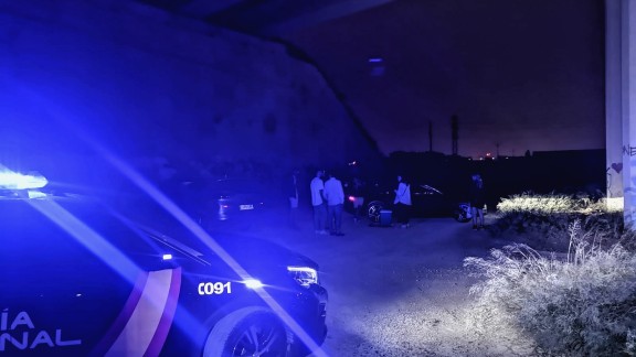 Desmantelada una 'rave' ilegal de 50 personas bajo un puente de la Z-40