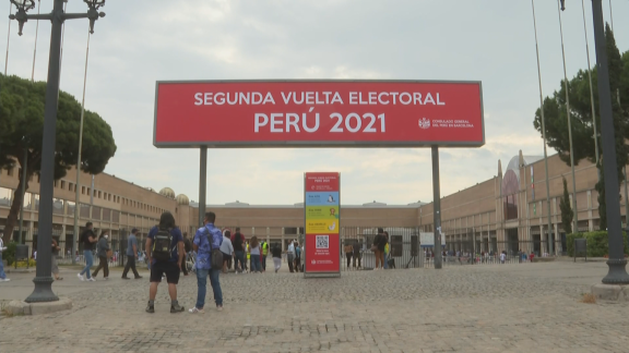 Perú elige presidente sin un favorito claro