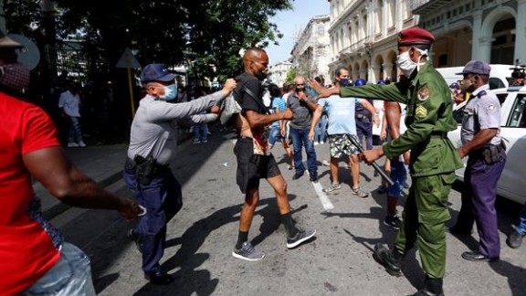 ¿Qué pasa en Cuba? Inédita ola de protestas