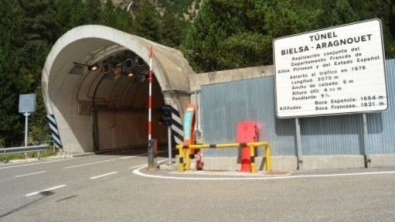 Francia cierra el túnel de Bielsa