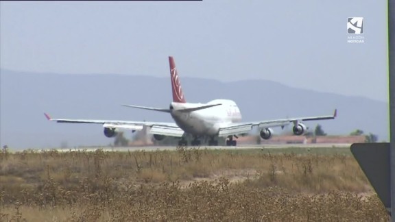 Aterriza el primer avión de gran fuselaje en Teruel