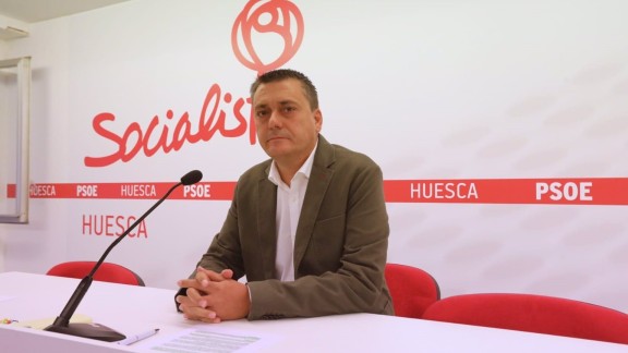 Fernando Sabés presenta su candidatura a la secretaría general del PSOE Alto Aragón