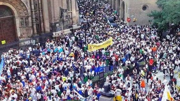 La Unión Peñista de Zaragoza pide abrir sus locales aun sin 'Pilares'