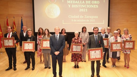 El Ayuntamiento entrega la Medalla de Oro y las Distinciones de la Ciudad 2021