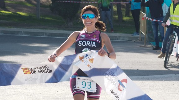 El Triatlón Europa triunfa en el I Duatlón Cros 'Ciudad de Huesca'
