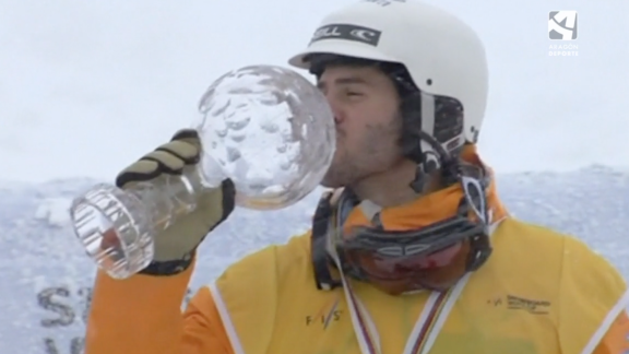 Lucas Eguibar, un snowboarder en los Juegos Olímpicos en manos de un fisio jaqués