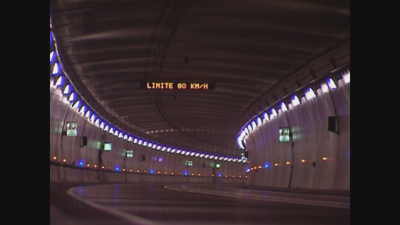 El 17 de enero de 2003 se inauguró el túnel del Somport
