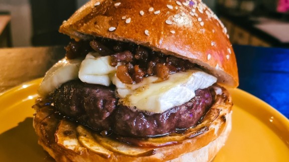 Siete hamburguesas 'made in' Aragón optan a ser la mejor de España