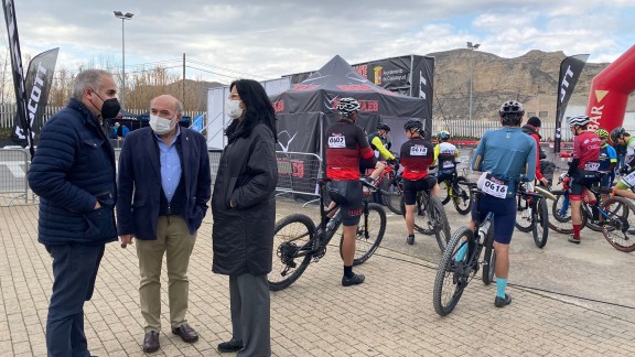 La Aragón Bike Race comienza con éxito en Calatayud