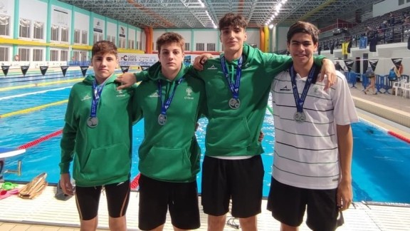 El Olivar logra tres medallas en el Campeonato de España infantil de natación