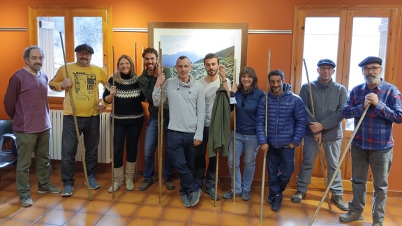 Primer día de clase para los ocho alumnos de la primera Escuela de Pastores de Aragón