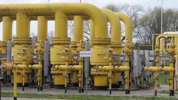 Rusia cierra el grifo del gas a Europa y Argelia advierte a España
