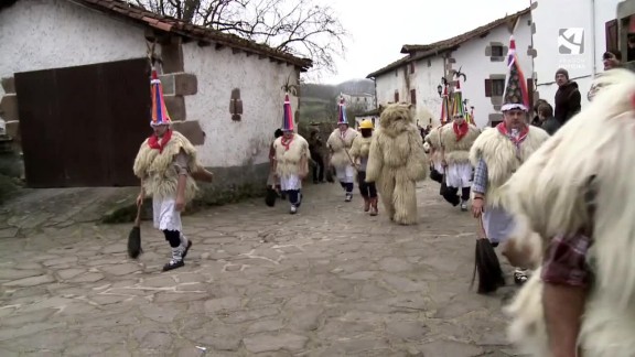El documental 'La montaña enmascarada' pone el foco en el origen ancestral del Carnaval del Pirineo