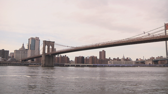 El puente de Brooklyn: uno de los lugares más fotografiados del mundo