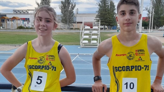 Pablo Zárate y Emma López baten el récord de Aragón en 5.000m macha