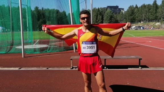 David Traid se proclama subcampeón del Mundo de 5.000m marcha M40 en Tampere