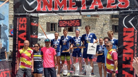Marta Borbón y Fernando Zorrilla campeones de Aragón de triatlón sprint 2022