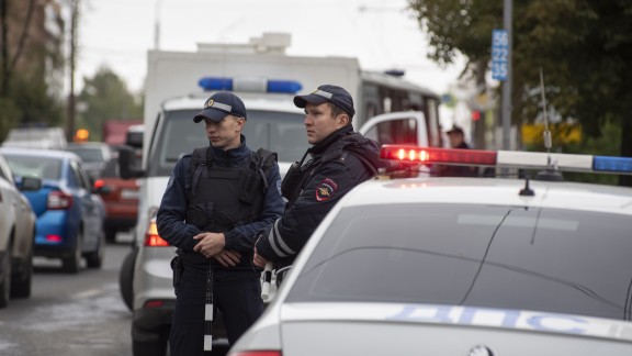 Al menos 13 muertos en un tiroteo en una escuela rusa, siete de ellos menores de edad