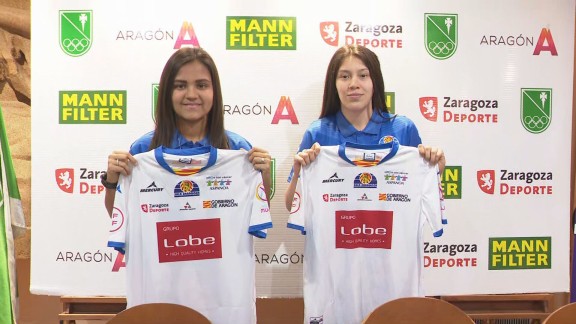 Nicol Armoa y Ana Reynal, presentadas como nuevas jugadoras del Sala Zaragoza