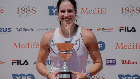 Carlota Martínez conquista el ITF W25 de Buenos Aires